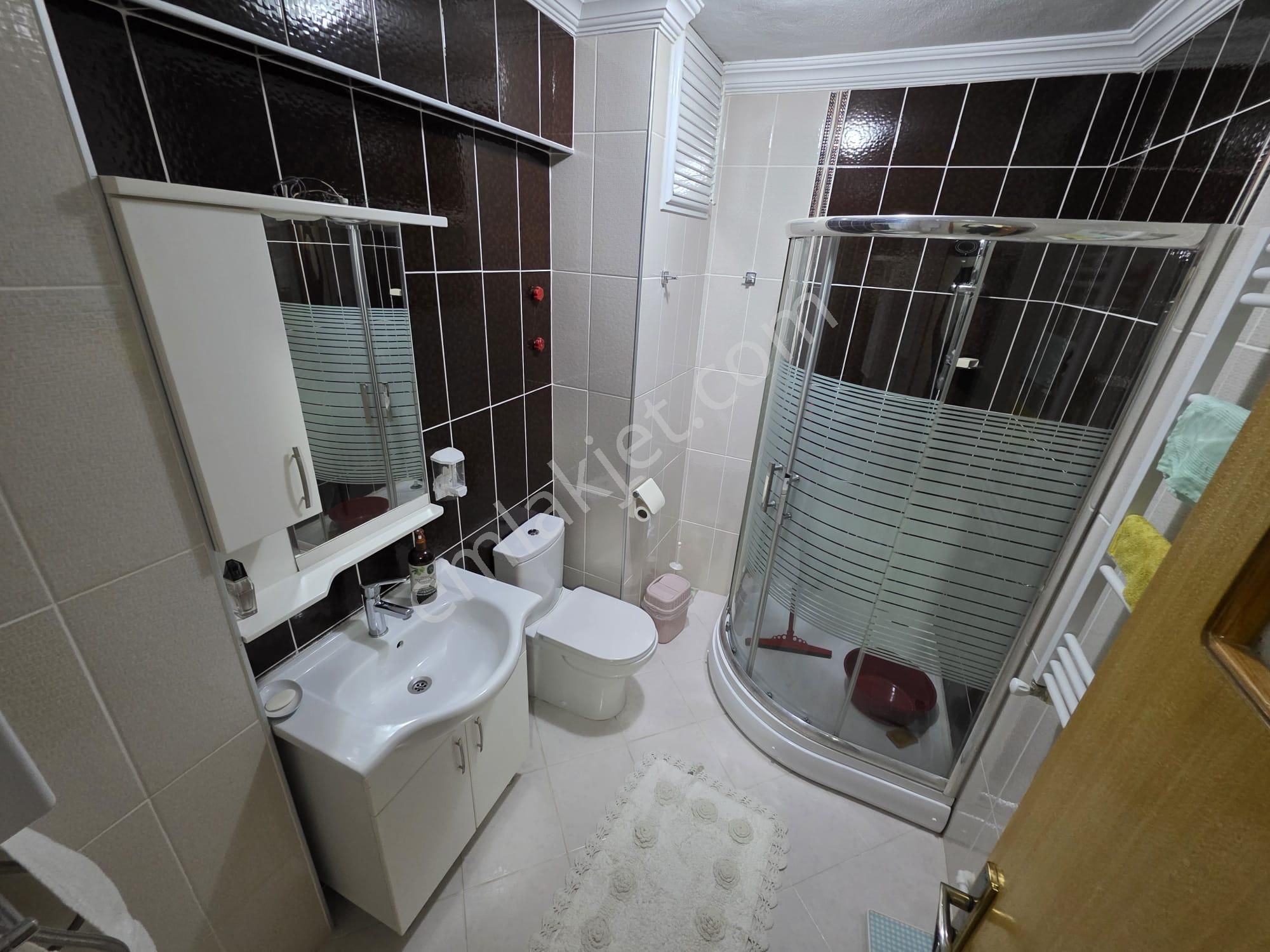 Yetkisi Irmaksudan Altınkumda Asansörlü Garajlı 3+1 Masrafsız Daire - Görsel 24