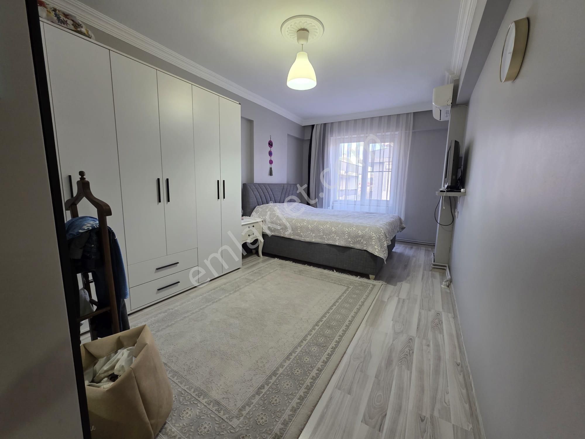Yetkisi Irmaksudan Altınkumda Asansörlü Garajlı 3+1 Masrafsız Daire - Görsel 27