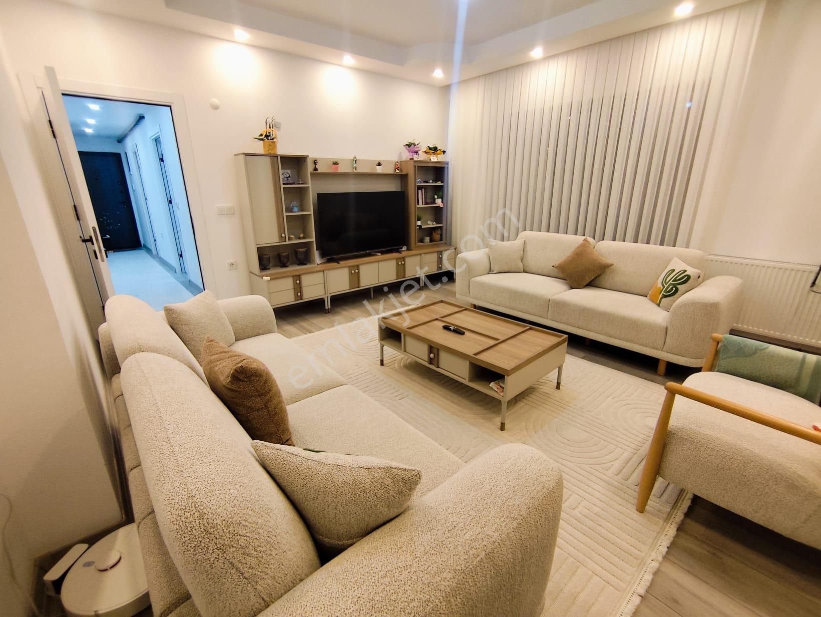 Mertcan Dan Yakacık Meydanda Arakat 2+1 Balkonlu Fırsat Kiralık - Görsel 4