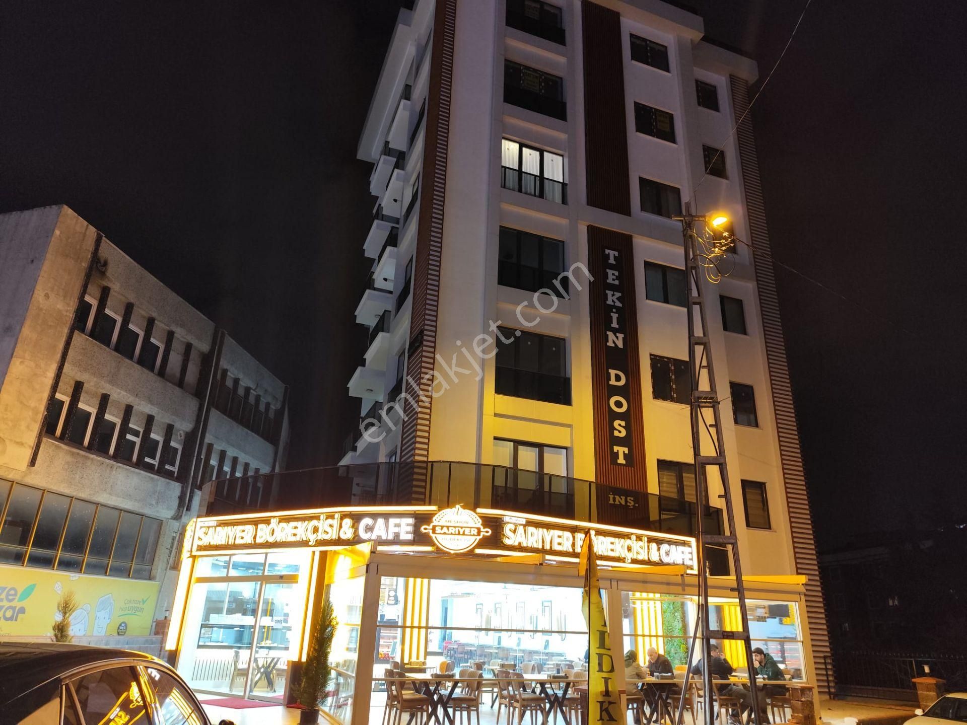 Mertcan Dan Yakacık Meydanda Arakat 2+1 Balkonlu Fırsat Kiralık