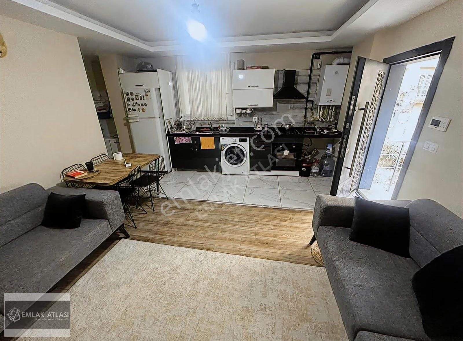 Adana Beyazevler'de 1+1 Doğalgazlı İskanlı Eşyalı Satılık Daire - Görsel 4