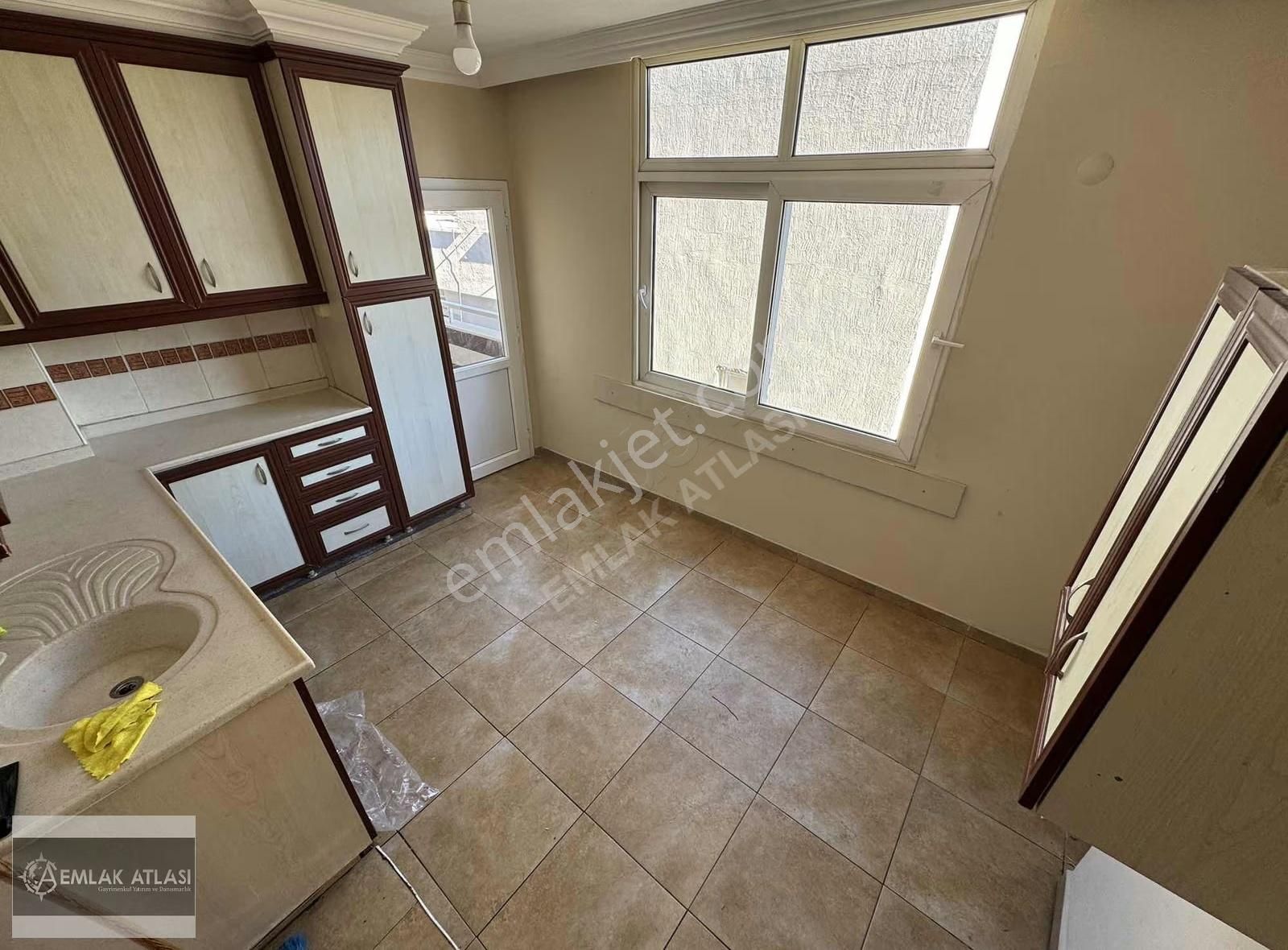 İbo Osmanda Az Katlı 3+1 Geniş Oturum Kiralık Daire - Görsel 9