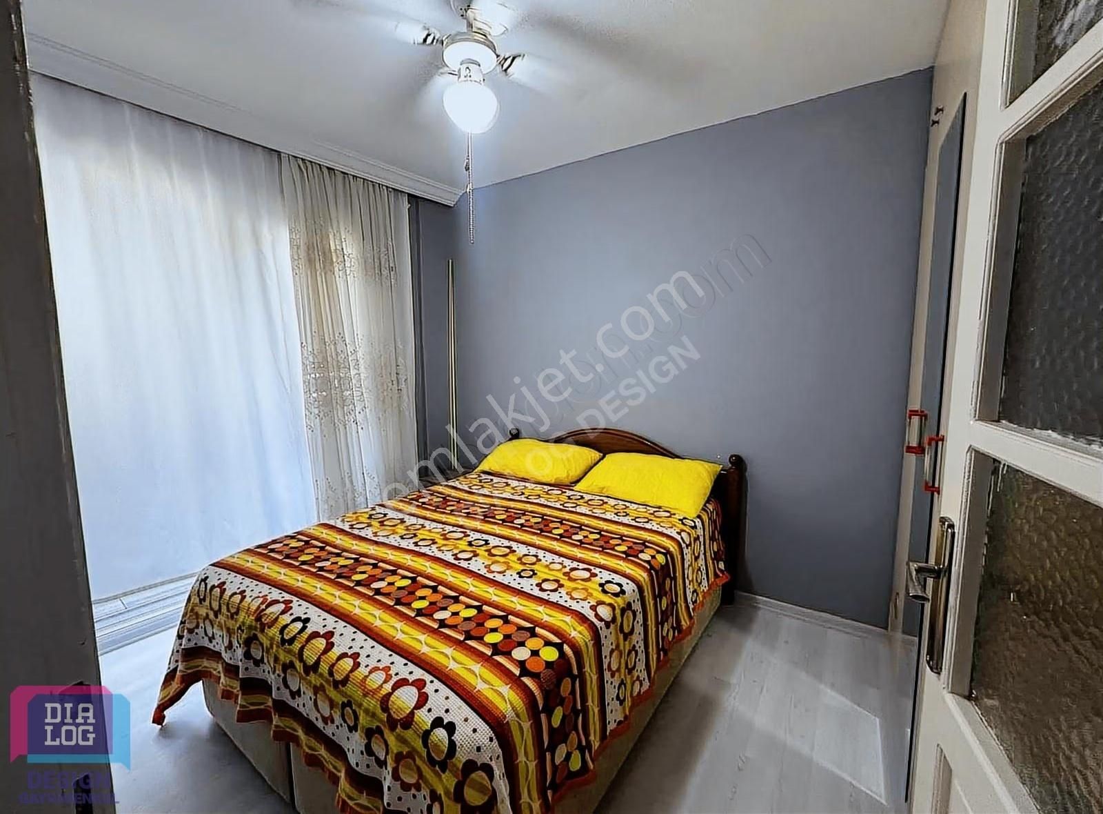 Foça Mersinaki Caddesi Üzerinde Denize 1 Dk Satılık Eşyalı 2+1 - Görsel 7