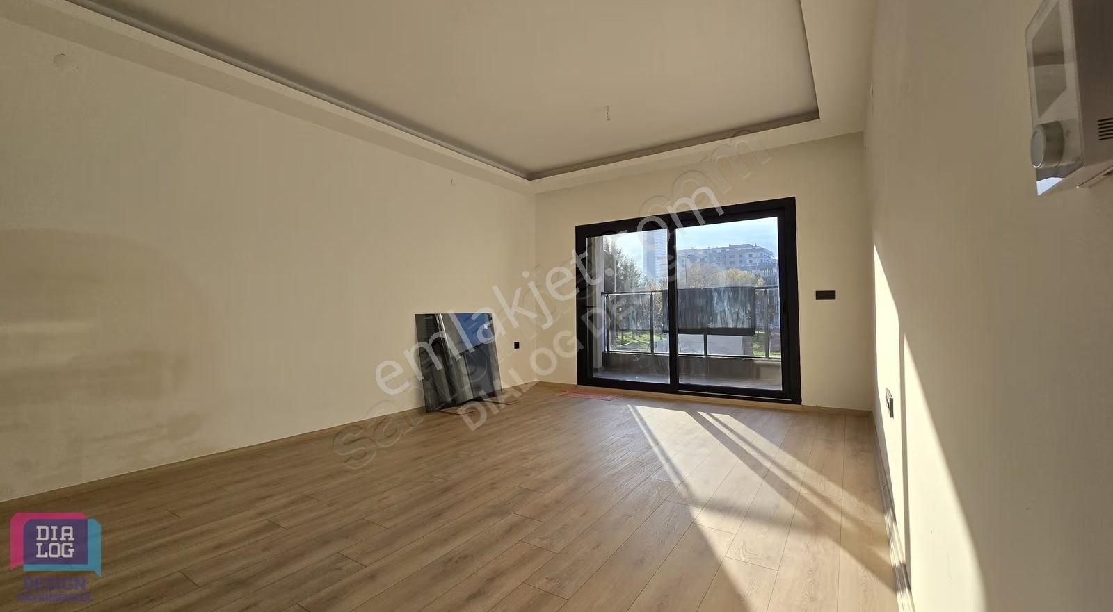 Bayraklı Merkezde Cadde Üzeri Kiralık 3+1 Lüks Daire - Görsel 25