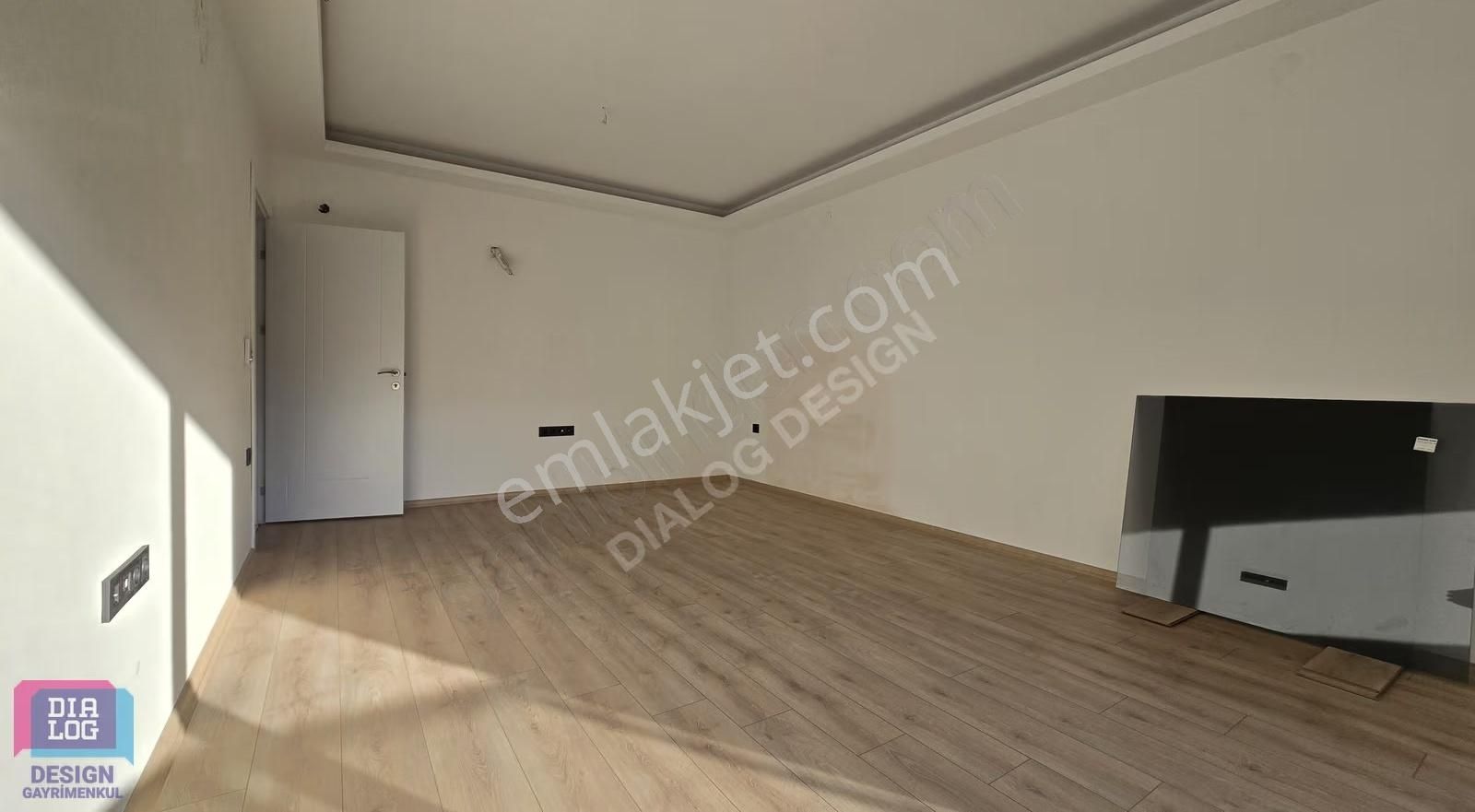 Bayraklı Merkezde Cadde Üzeri Kiralık 3+1 Lüks Daire - Görsel 12