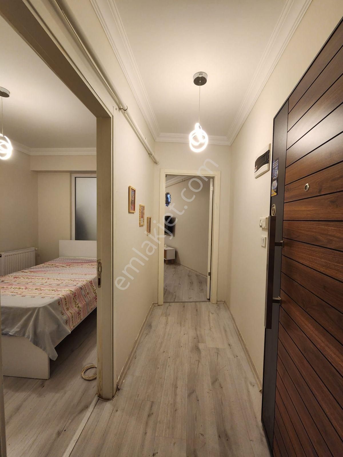 Seçkin'den Tınaztepe Mahallesinde Eşyalı 1+1 Satılık Daire