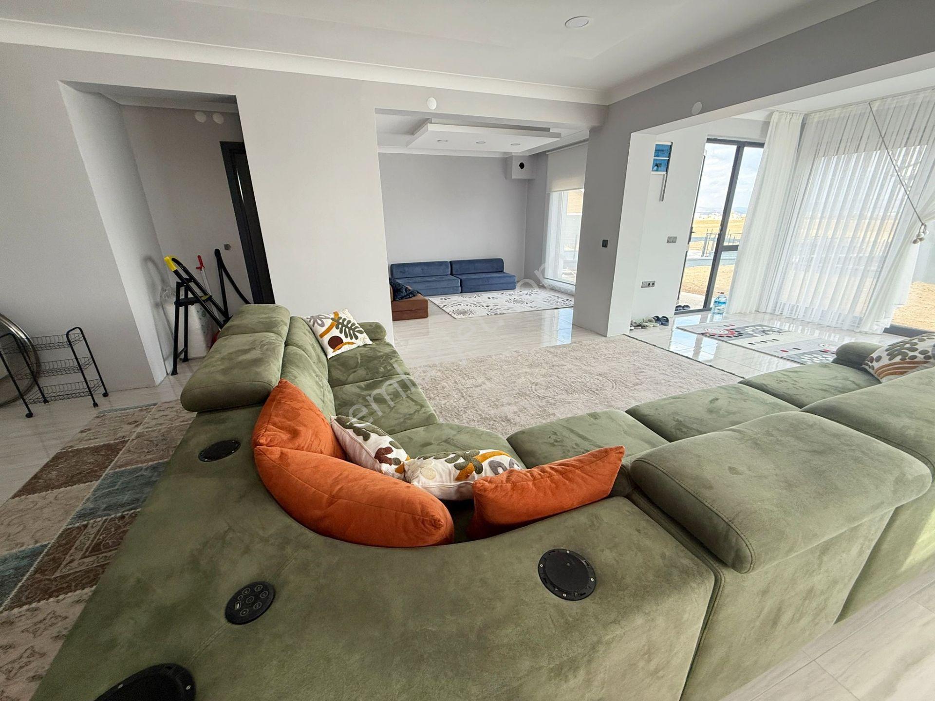 Taşcılar'dan Oturuma Hazır Lüx Tasarımlı Villa - Görsel 8