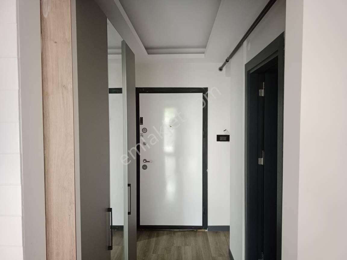 Menemen Koyundere'de Havuzlu Site İçinde 1+1 Satılık Köşe Daire - Görsel 3