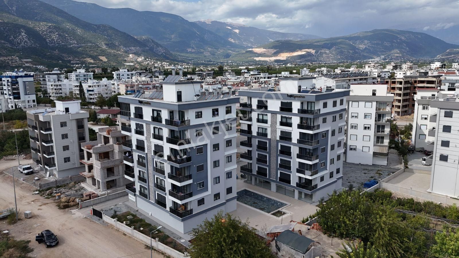 07 Truva Emlaktan Finike Sahilde Satılık Lüks 2+1 Daire