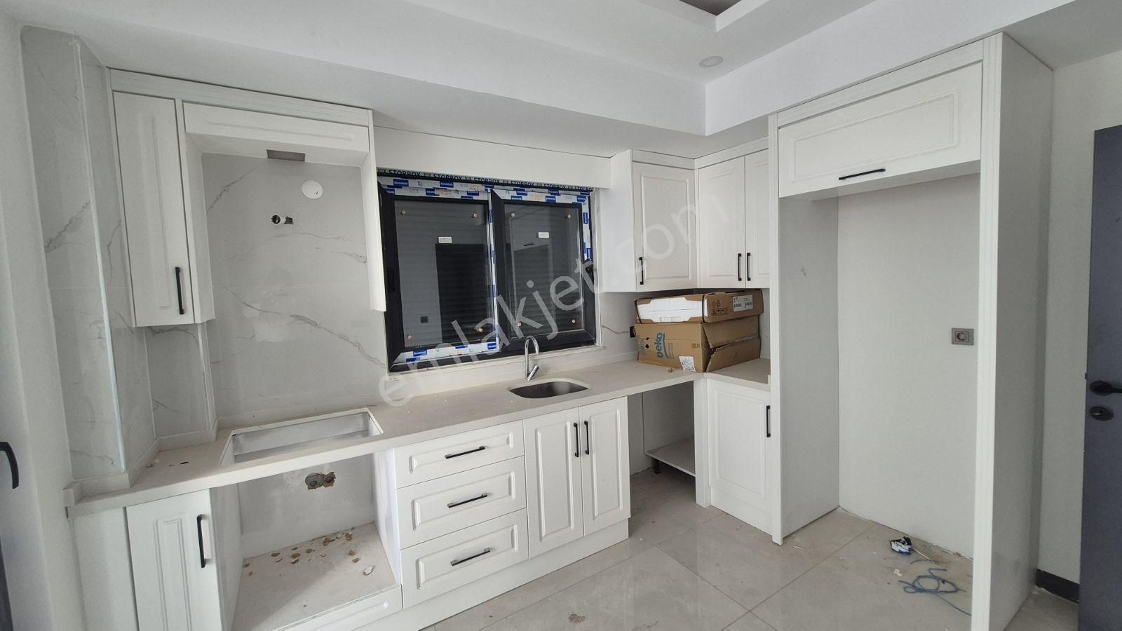 07 Truva Emlaktan Finike Sahilde Satılık Lüks 2+1 Daire - Görsel 13