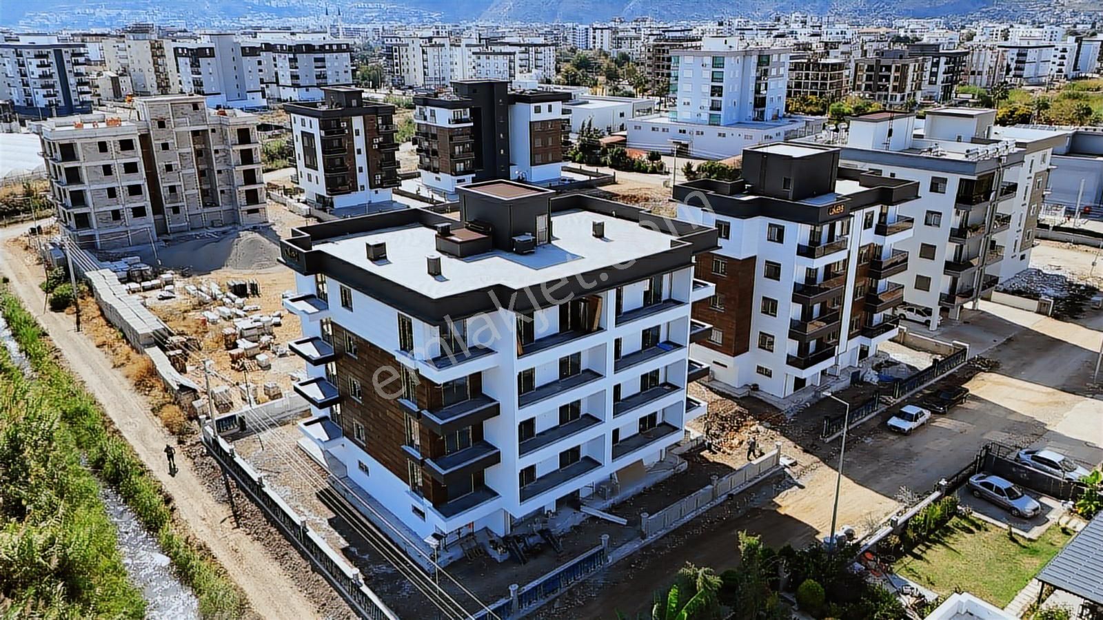 07 Truva Emlaktan Finike Kum Mahellesinde 1+1 Satılık Lüks Konut - Görsel 28