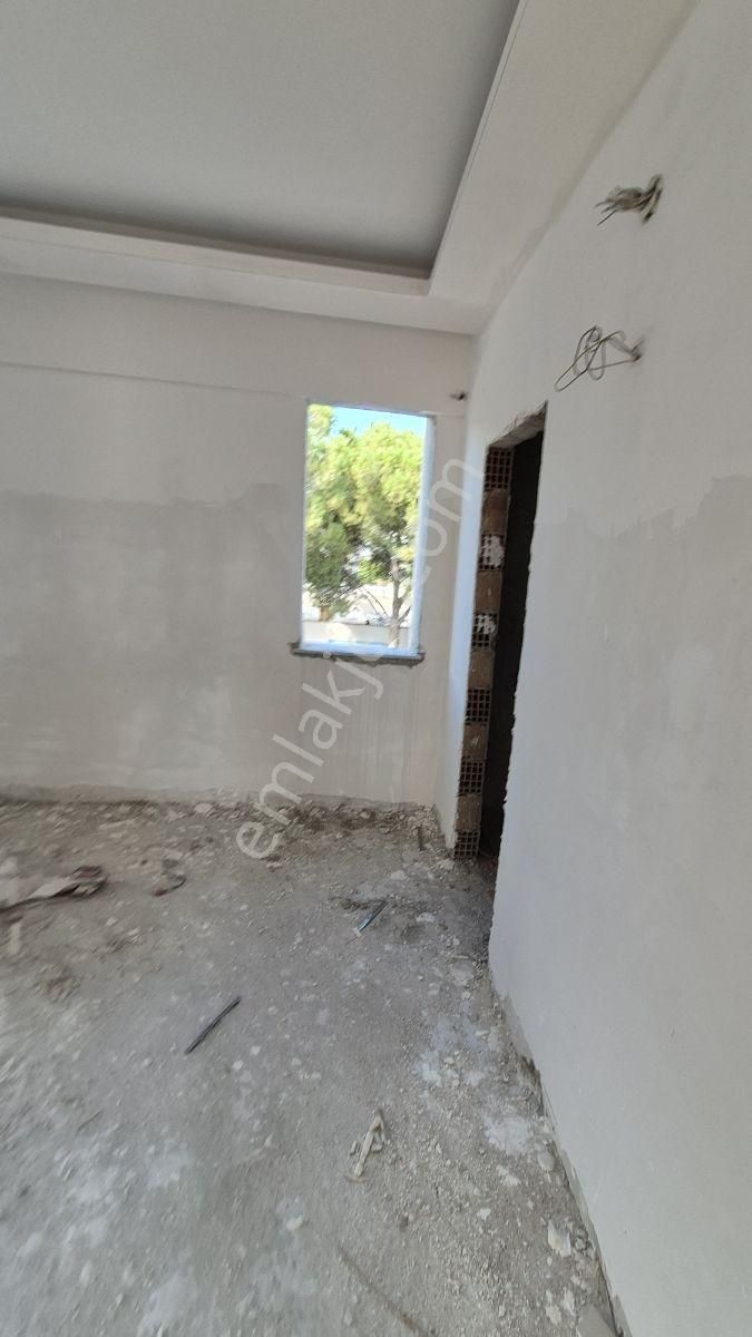 07 Truva Emlaktan Finike Sahilde Denize Yakın Geniş 1+1 Satılık - Görsel 24