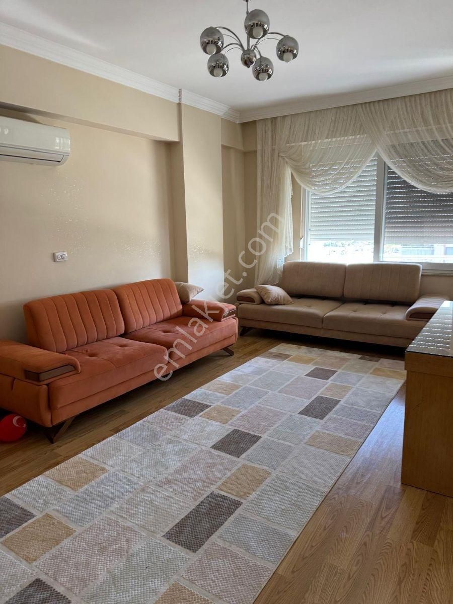 07 Truva Emlaktan Kumluca Merkezde Cadde Üzeri Satılık 3+1 Daire - Görsel 4