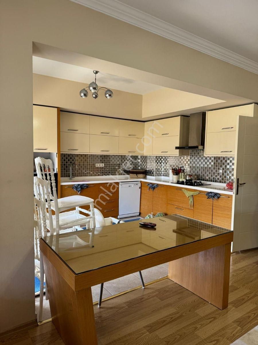 07 Truva Emlaktan Kumluca Merkezde Cadde Üzeri Satılık 3+1 Daire - Görsel 6