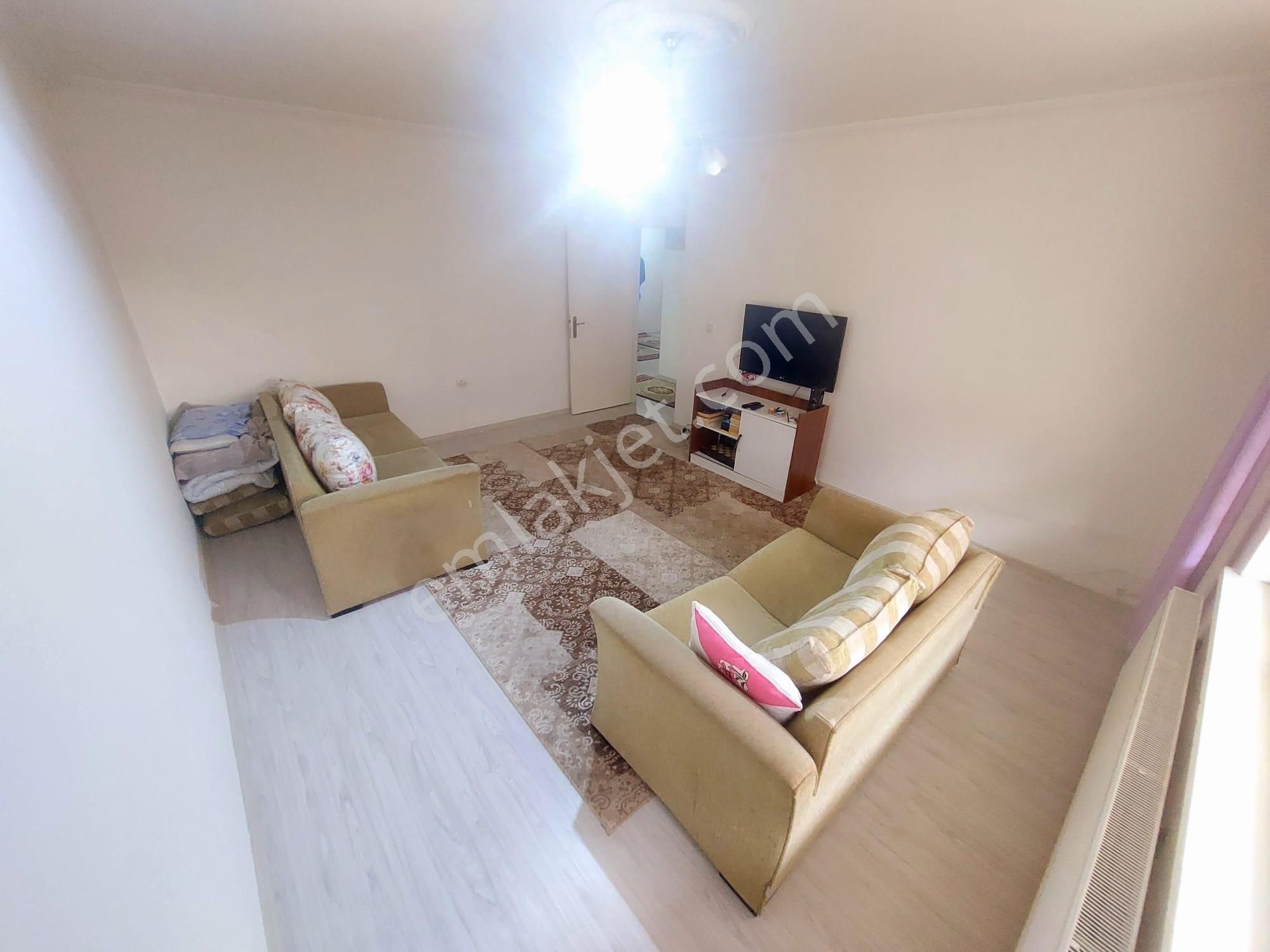 Kuşcagızda Eşyalı Kiraçılı Acil Satlık 2+1 - Görsel 8