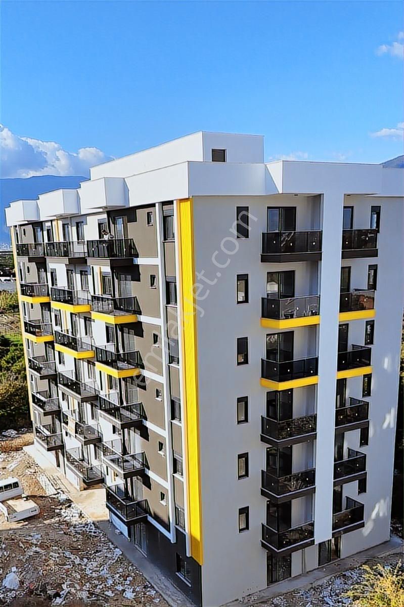 07 Truva Emlaktan Hasyurt Sahilde Satılık 1+1 Daire