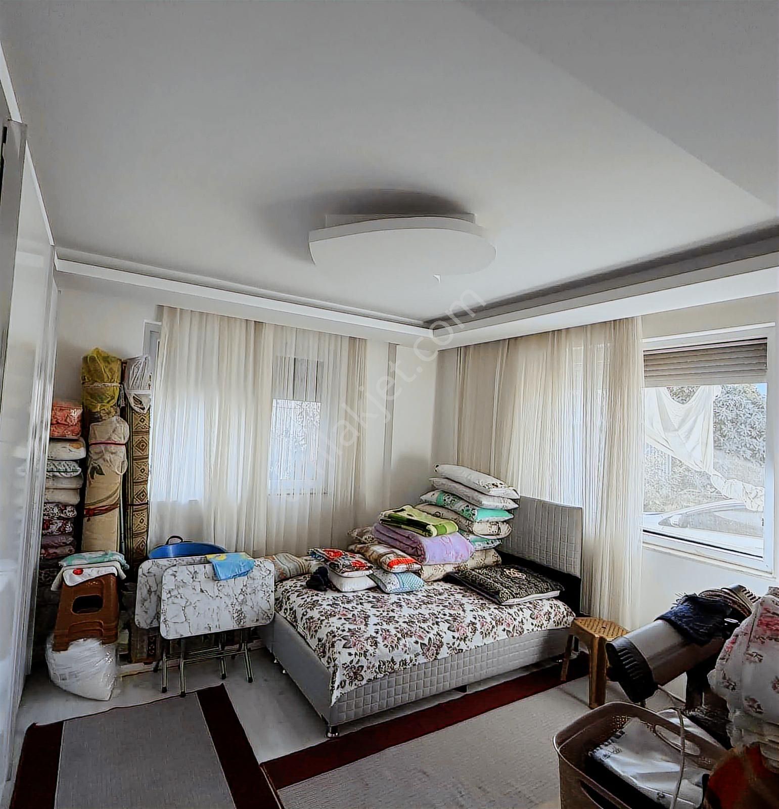 07 Truva Emlaktan Kumluca Merkezde Satılık Çok Geniş 1+1 Daire - Görsel 14