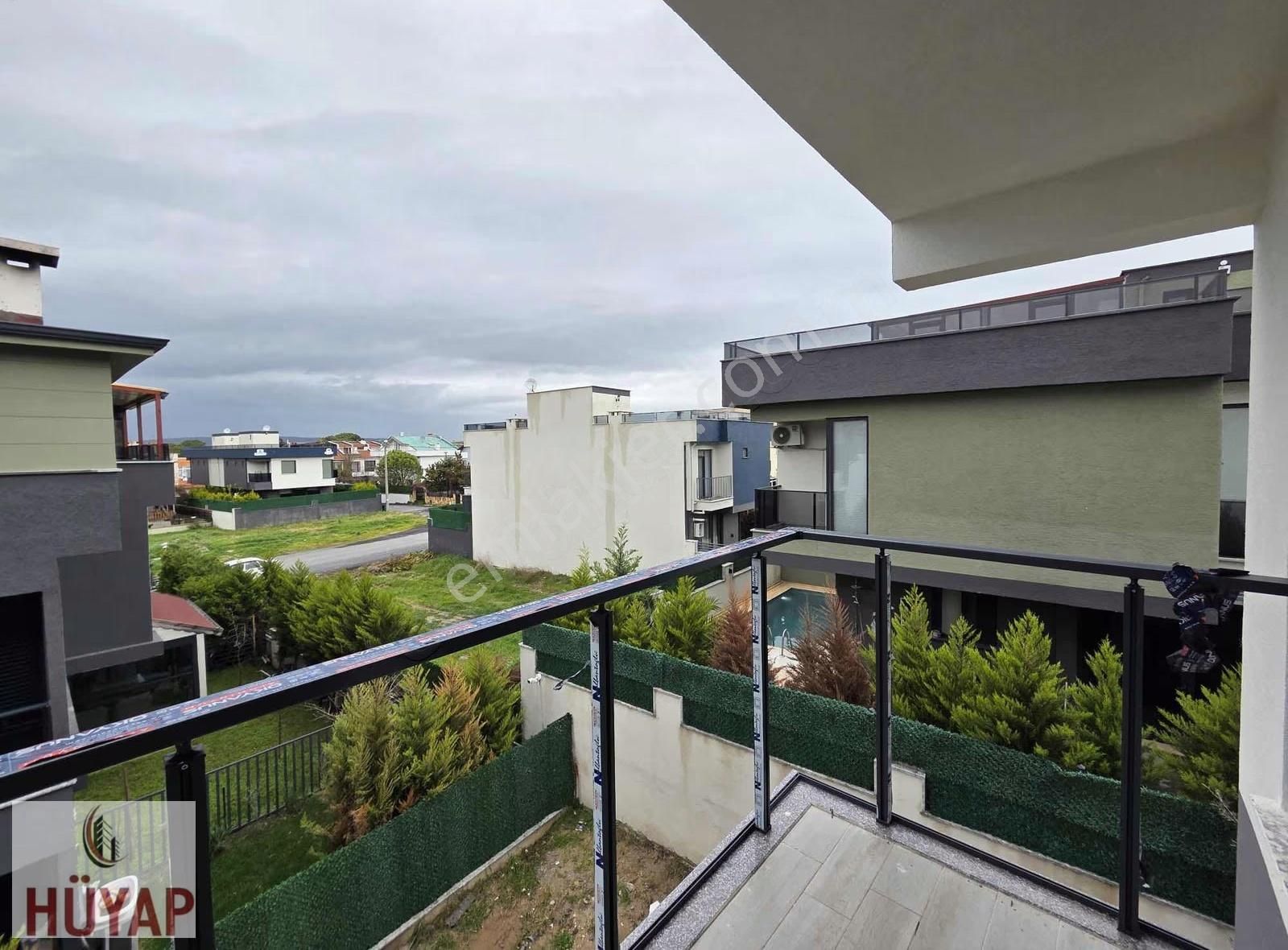 Çanakkale Güzelyalı Da Sıfır 6+1 Satılık Villa