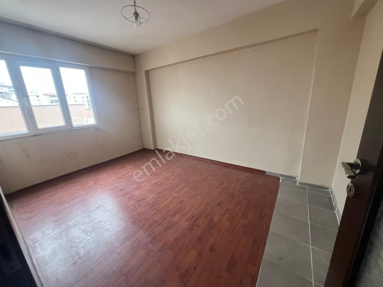 Acil Konak Eşrefpaşa Karakol Yakını 2+1 90m2 Asansörlü Arakat Daire - Görsel 3