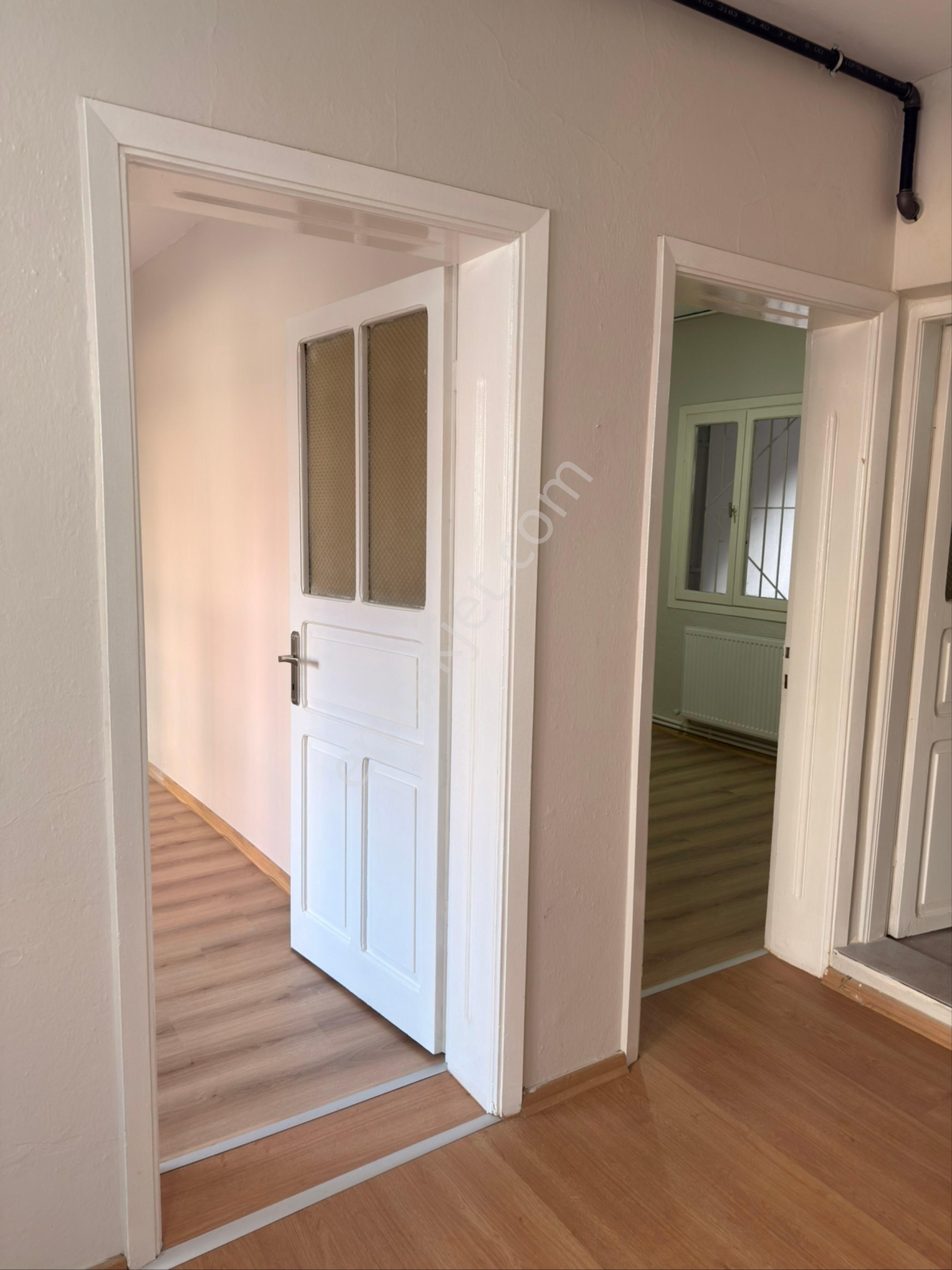 İzmir Merkezi Konum Doğalgazlı Daire - Görsel 6