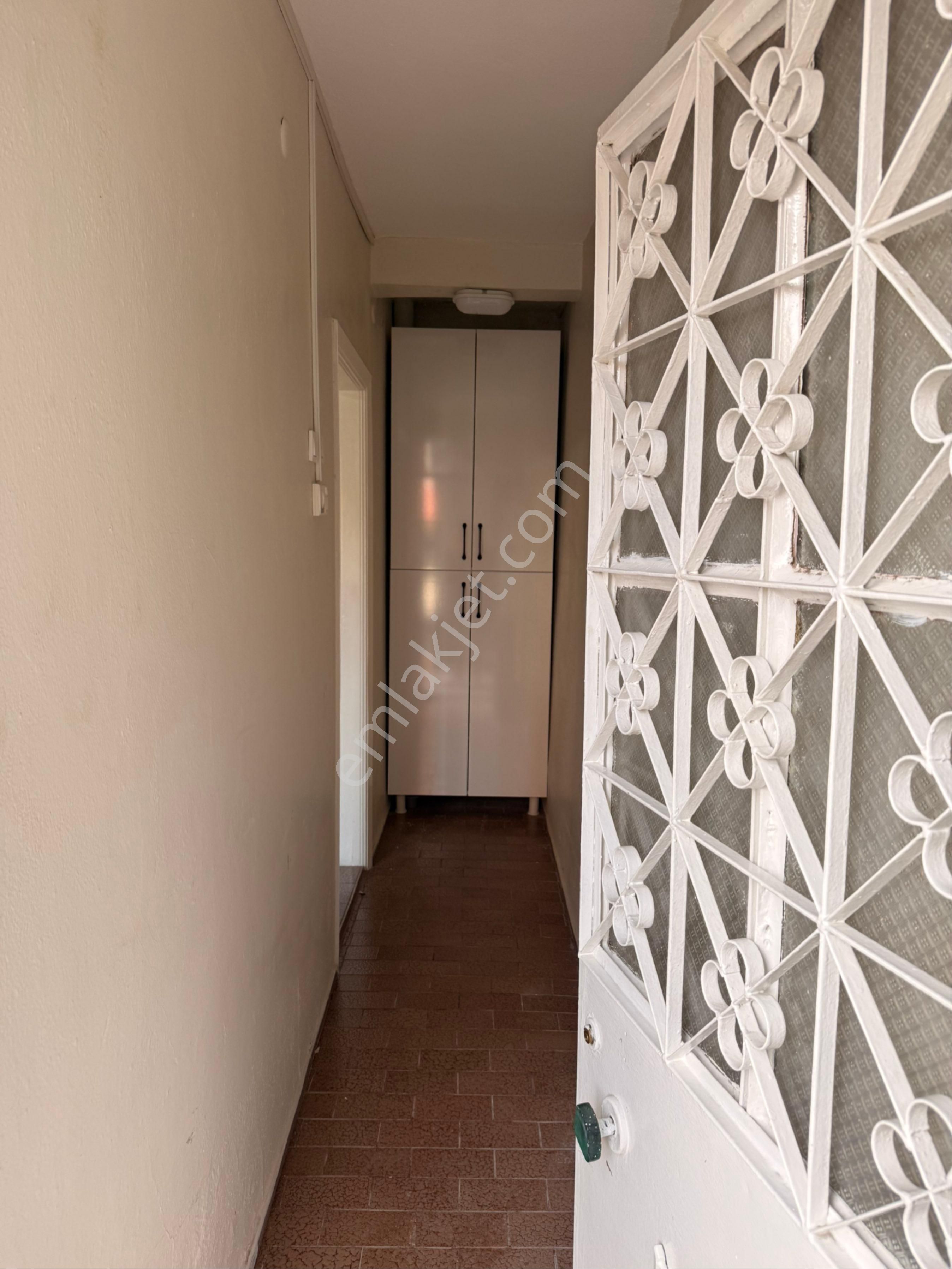 İzmir Merkezi Konum Doğalgazlı Daire - Görsel 4