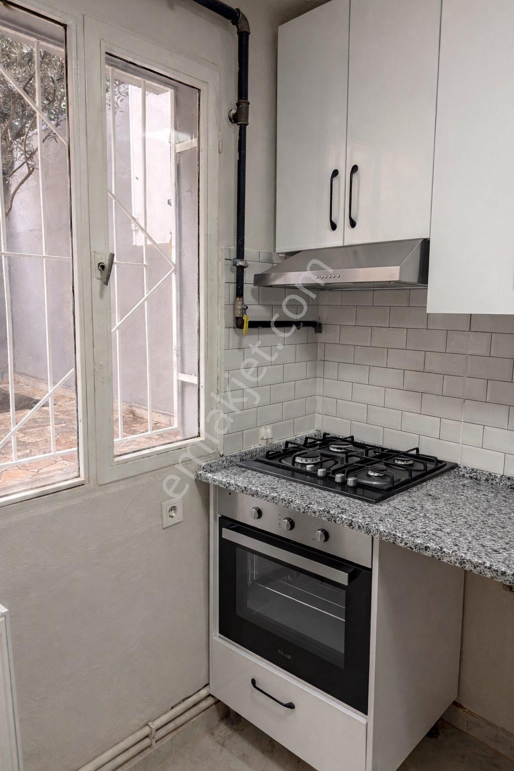 İzmir Merkezi Konum Doğalgazlı Daire - Görsel 16