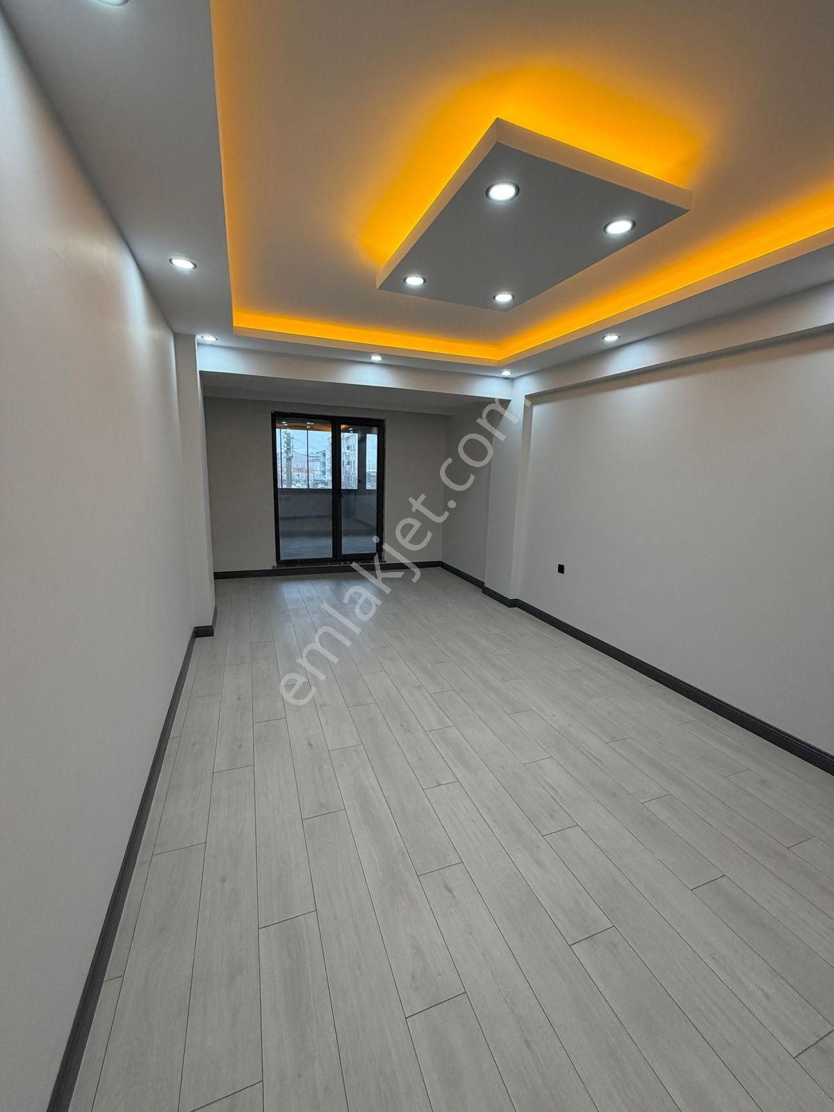 Kapaklı Erbay Caddesine Cephe 3+1 Teraslı 200m2 Lüx 0 Daire - Görsel 2
