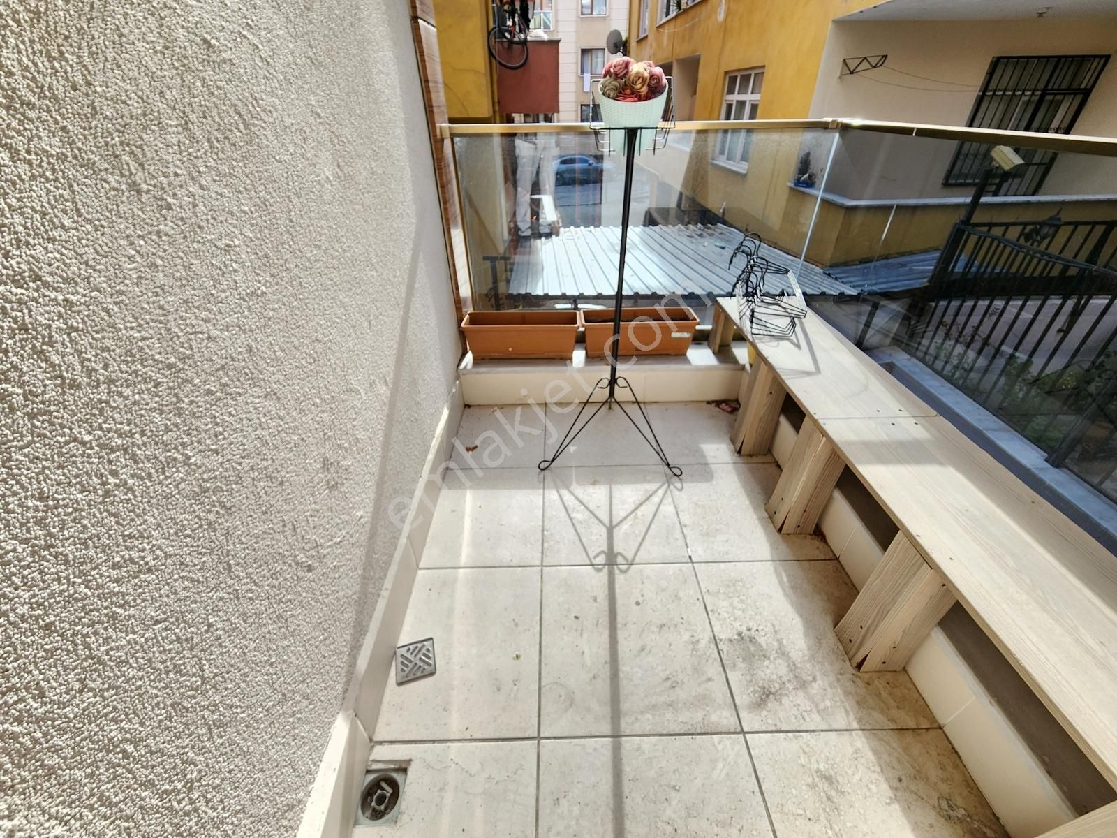 Anka'dan Üsküdar Cumhuriyet- Libadiye Caddesi 30m2 Salonlu 3+1 - Görsel 10