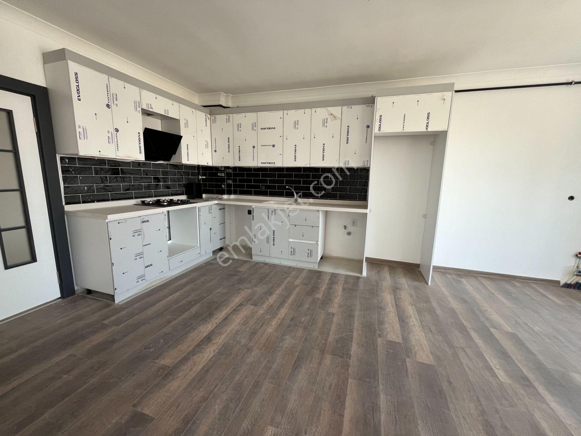 Pursaklar Mehmet Zengin Emlak'tan Fatih Mah. Sıfır Çift Banyolu 1.kat 2+1 Ful Yapılı Daire - Görsel 4