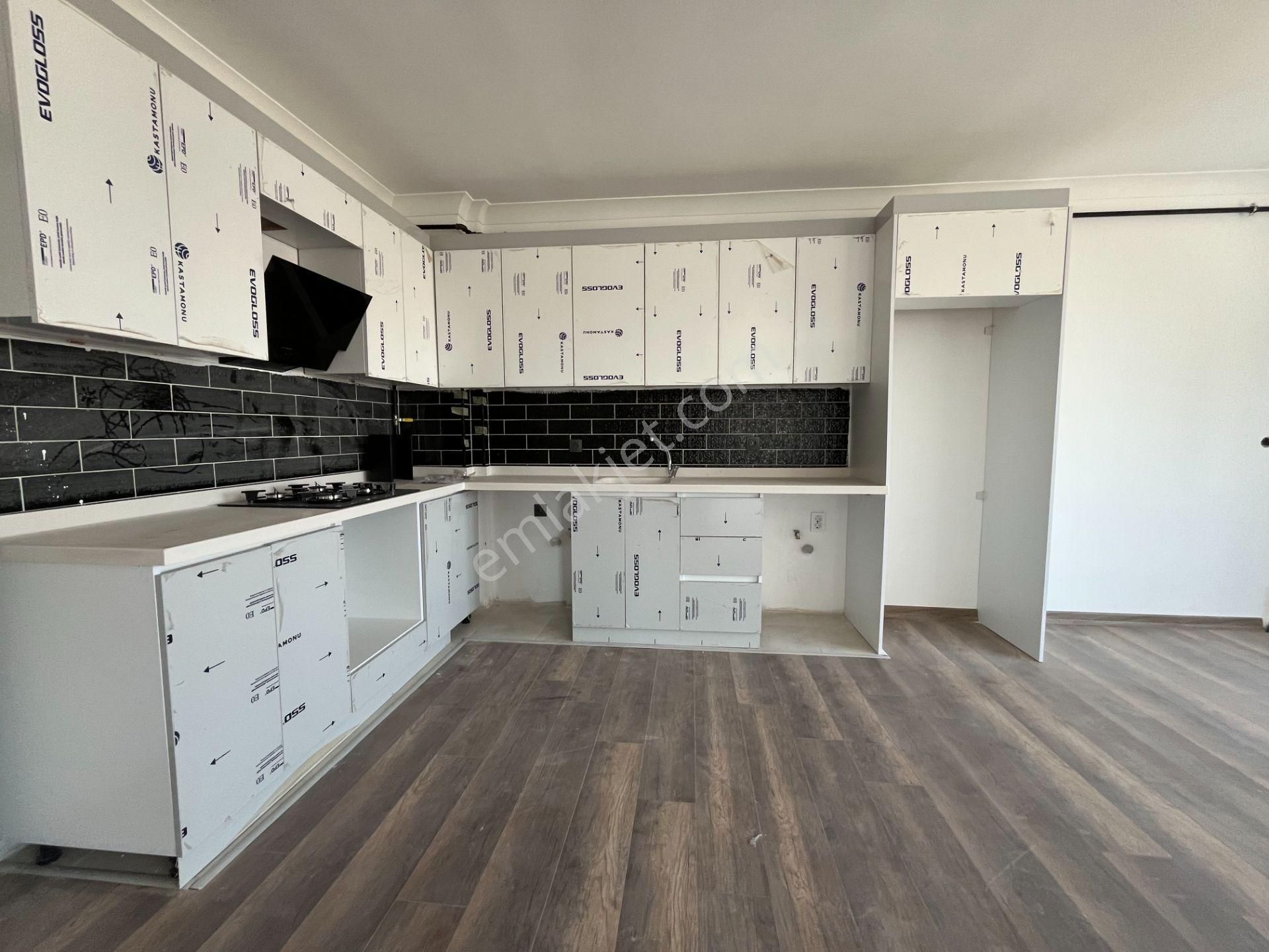 Pursaklar Mehmet Zengin Emlak'tan Fatih Mah. Sıfır Çift Banyolu 1.kat 2+1 Ful Yapılı Daire - Görsel 3