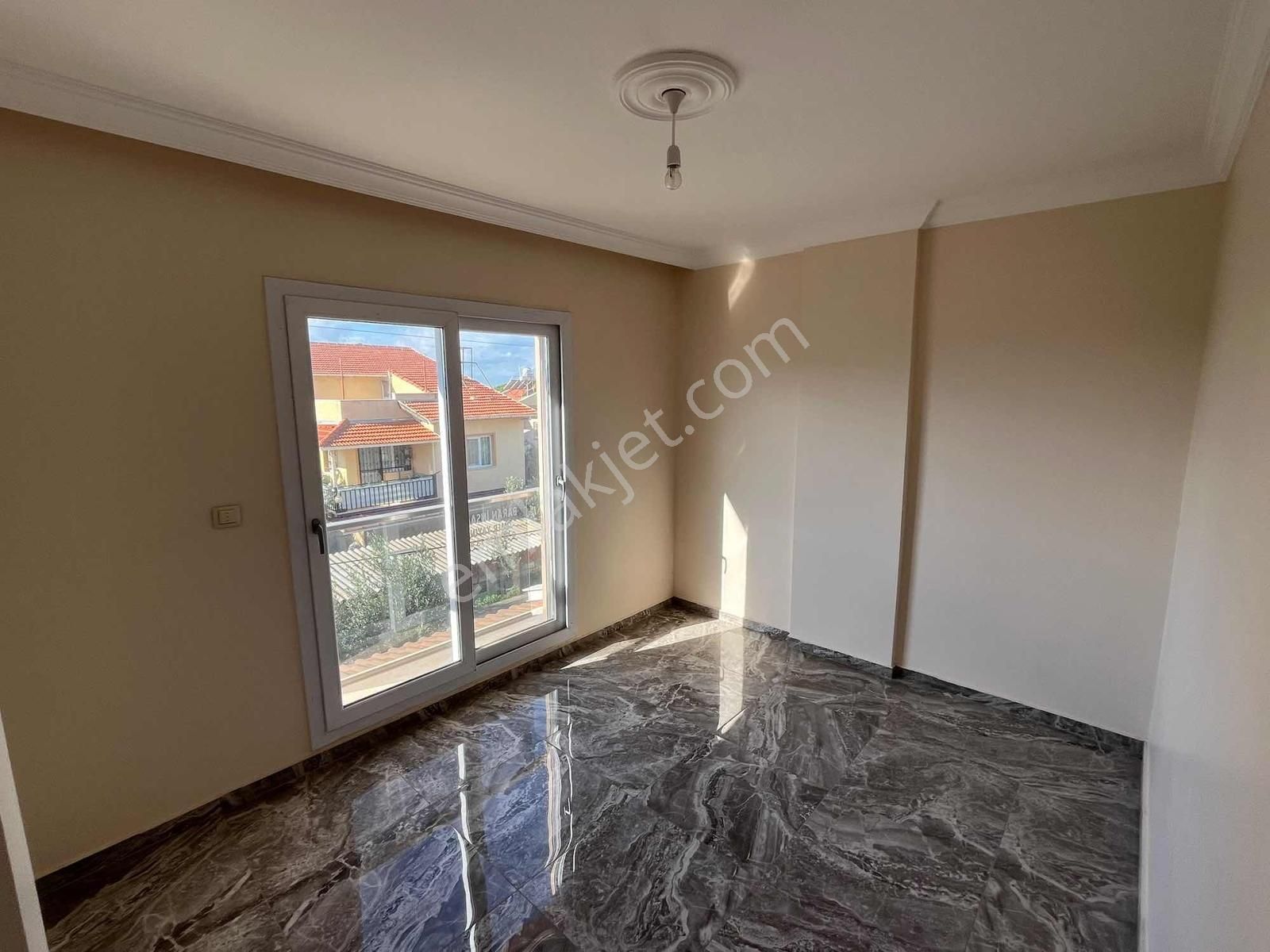 Realex'den Masrafsız 3+1 Otoparklı Villa - Görsel 16