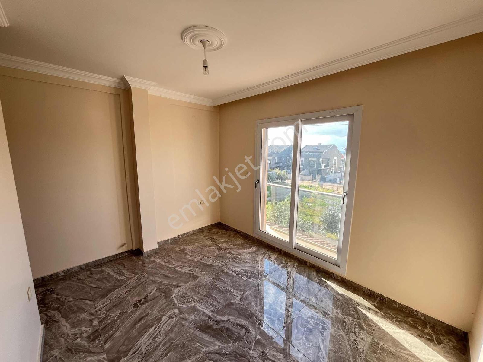 Realex'den Masrafsız 3+1 Otoparklı Villa - Görsel 17