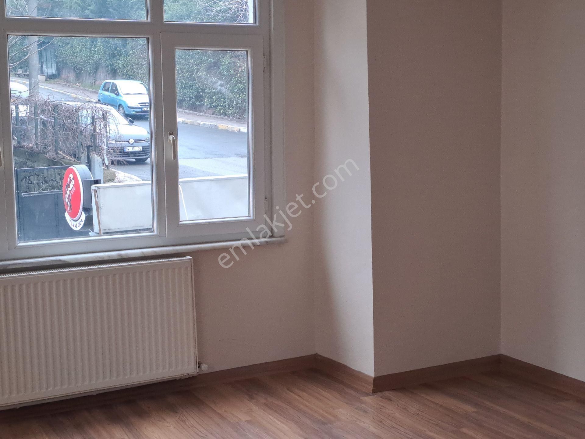 Sarıyer Çayırbaşı Mahallesinde Duraklara Yakın 2+1 - Görsel 2