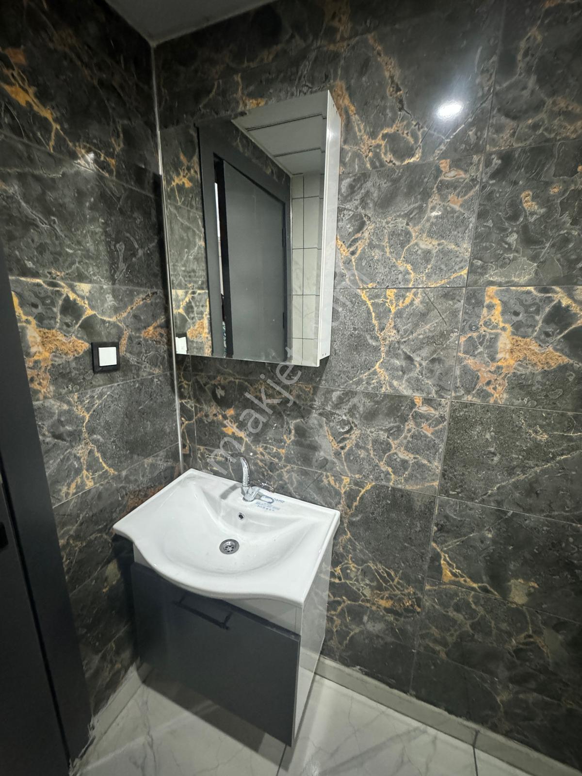 1+1 Eşyalı Kiracılı Satılık - Görsel 22