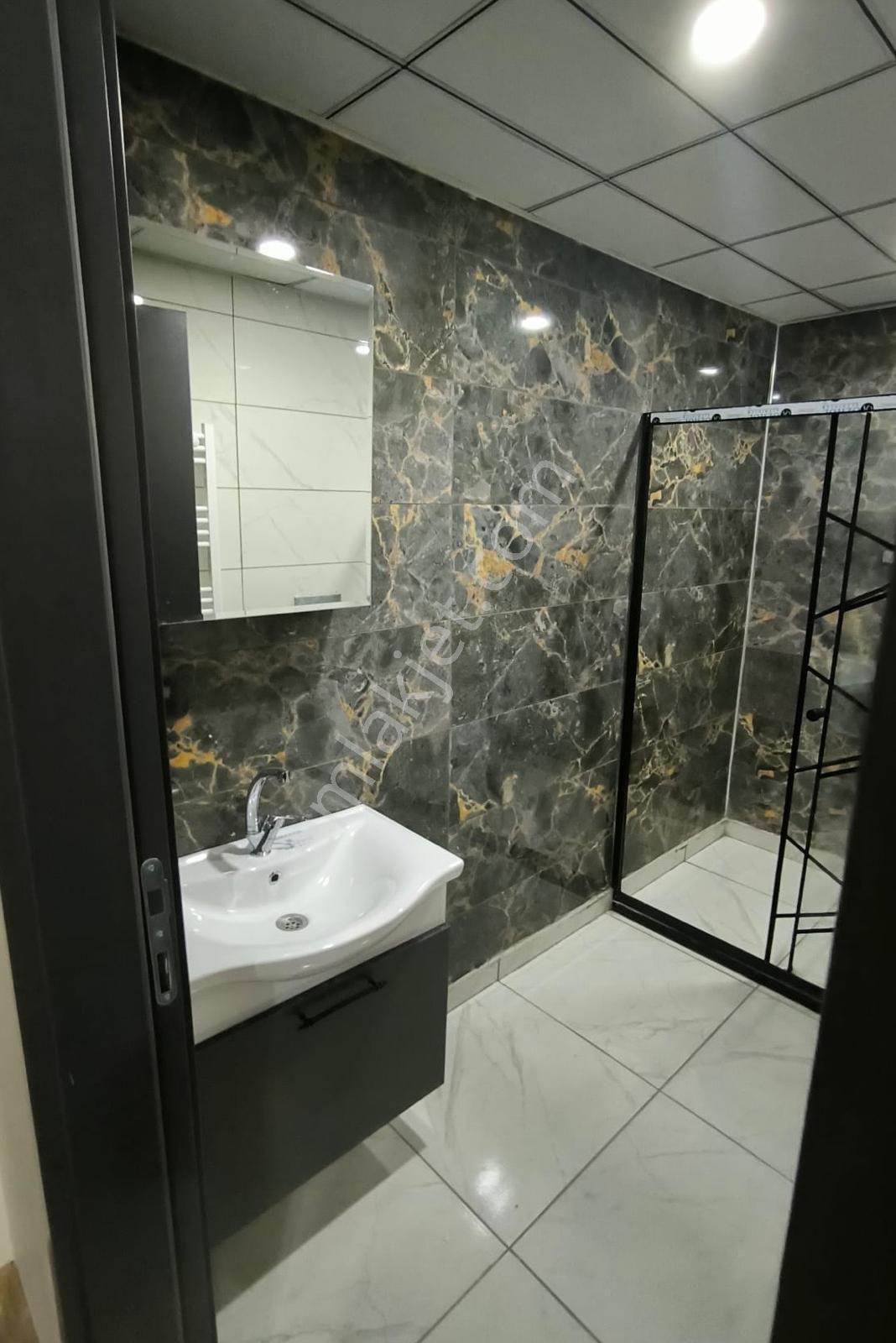 1+1 Eşyalı Kiracılı Satılık - Görsel 3