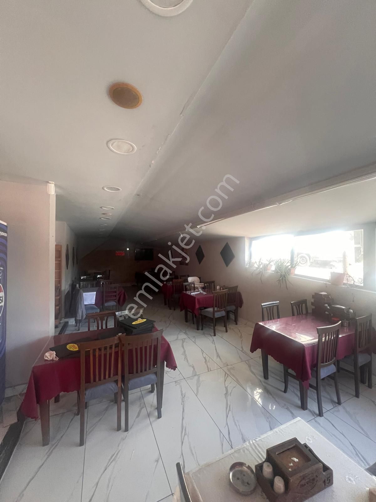 Avcılar Ambarlı Mh Dr Sadık Ahmet Cd Cephe Satılık Dükkan - Görsel 14