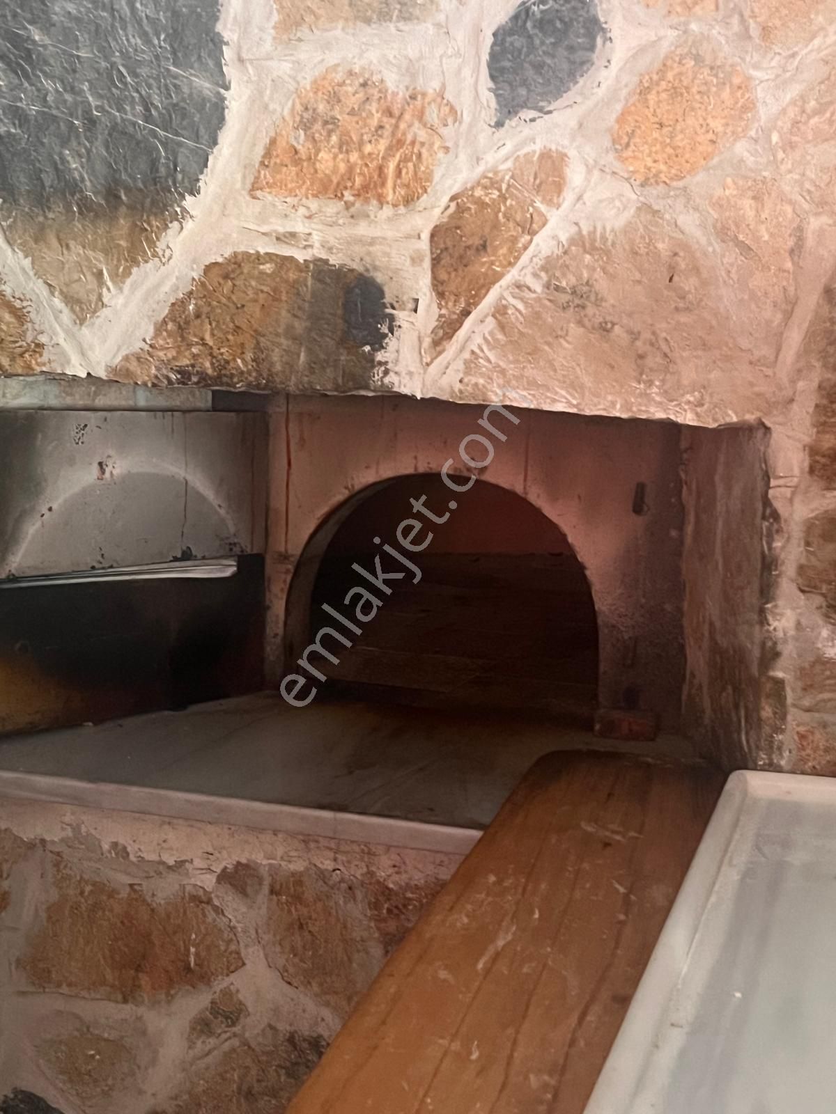 Avcılar Ambarlı Mh Dr Sadık Ahmet Cd Cephe Satılık Dükkan - Görsel 4