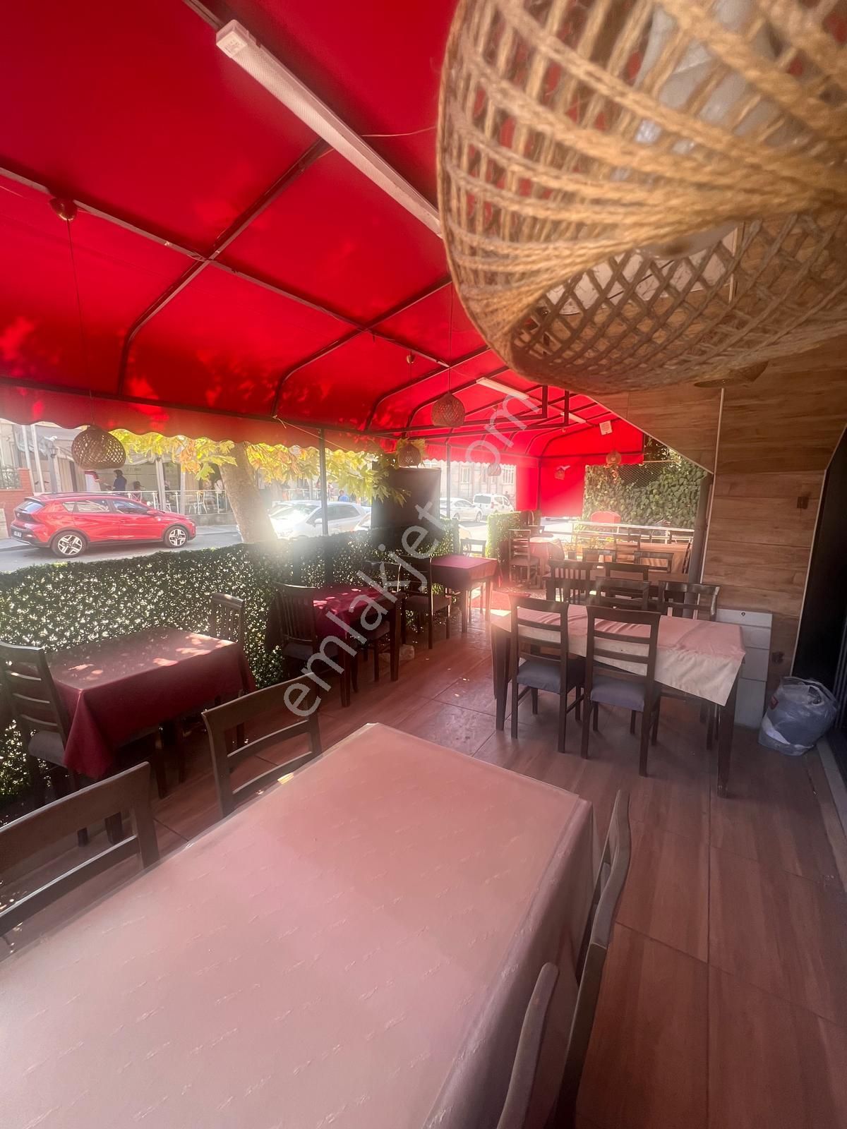 Avcılar Ambarlı Mh Dr Sadık Ahmet Cd Cephe Satılık Dükkan - Görsel 2