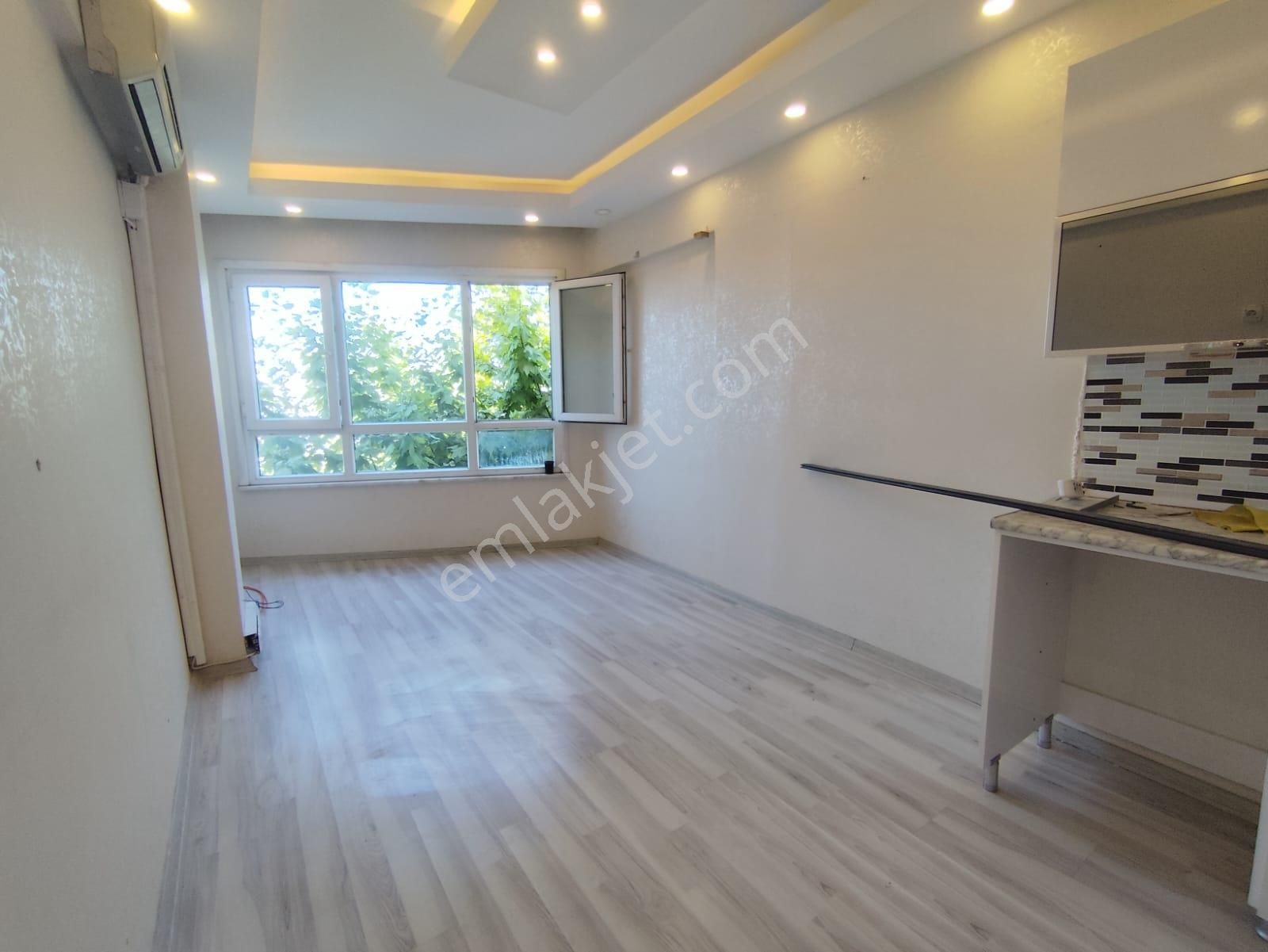 Azmir'den Belediye Karşısı Satılık 45 M2 Ofis For Sale - Görsel 13