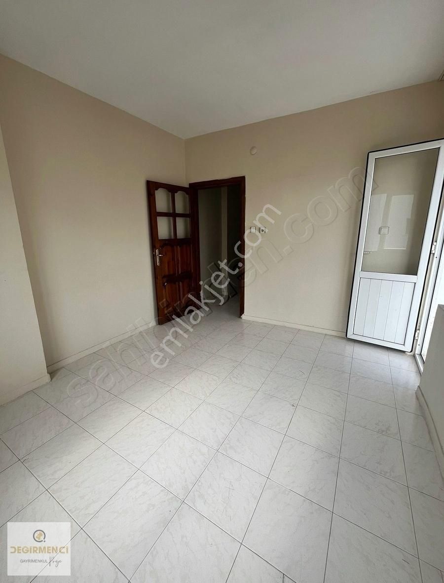 Değirmenciden 34. Cadde De Kiralık 3+1 Deniz Manzaralı - Görsel 22