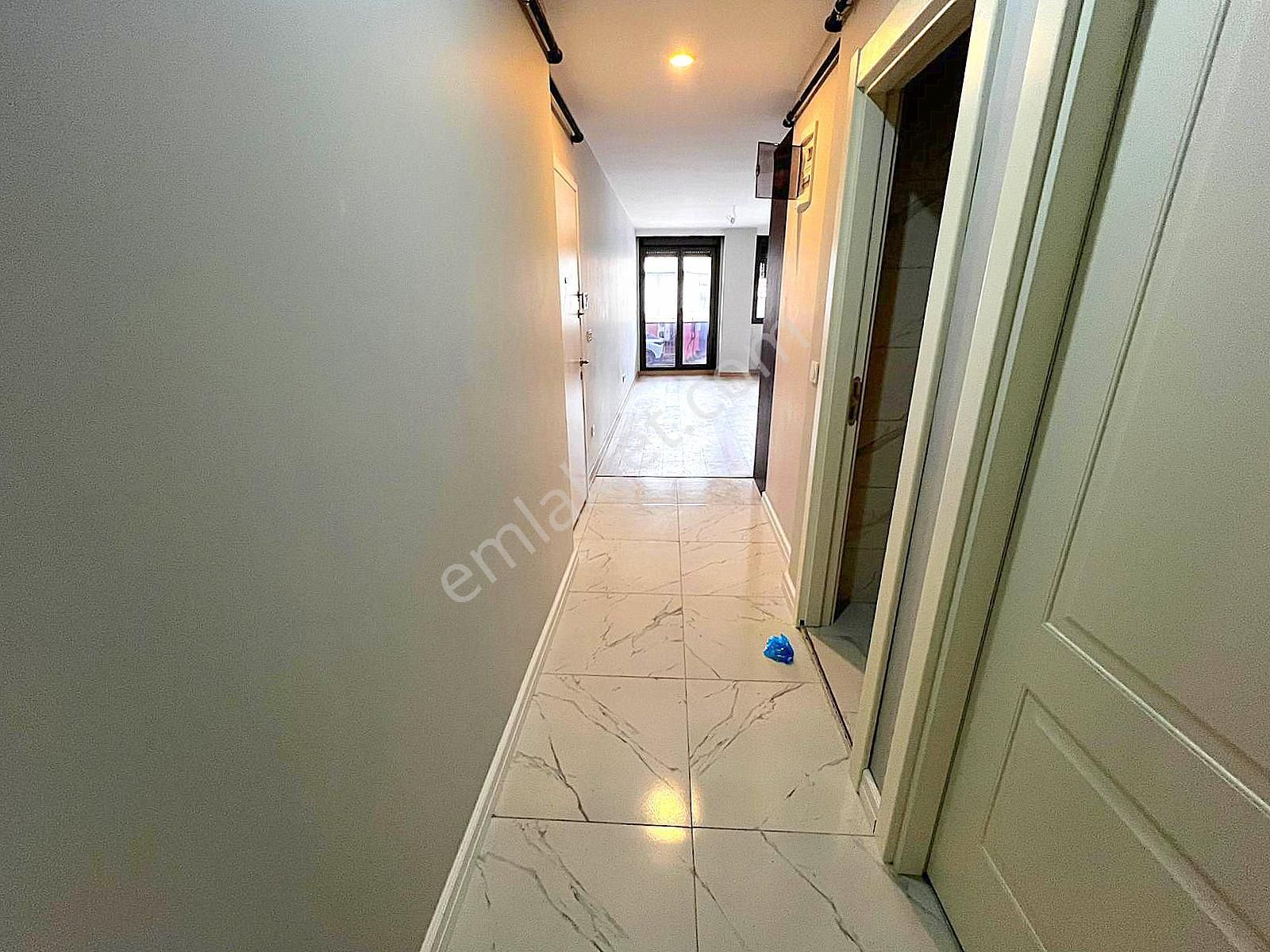 ▃birikim▃küçükyalı'da Ulaşıma Yakın Ara Katta Ön Cephe Sıfır 2+1 - Görsel 5