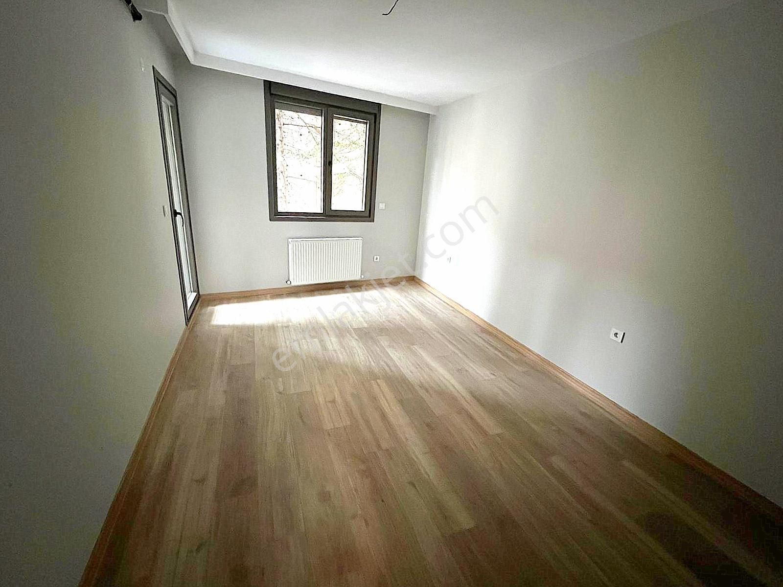 ▃birikim▃küçükyalı'da Ulaşıma Yakın Ara Katta Ön Cephe Sıfır 2+1 - Görsel 6