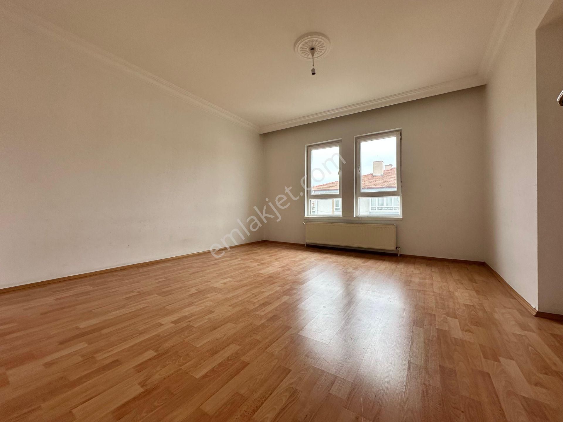 Pursaklar Mehmet Zengin Emlak'tan Fatih Mah. 3.kat 7+1 3 Banyolu Dubleks Daire - Görsel 8