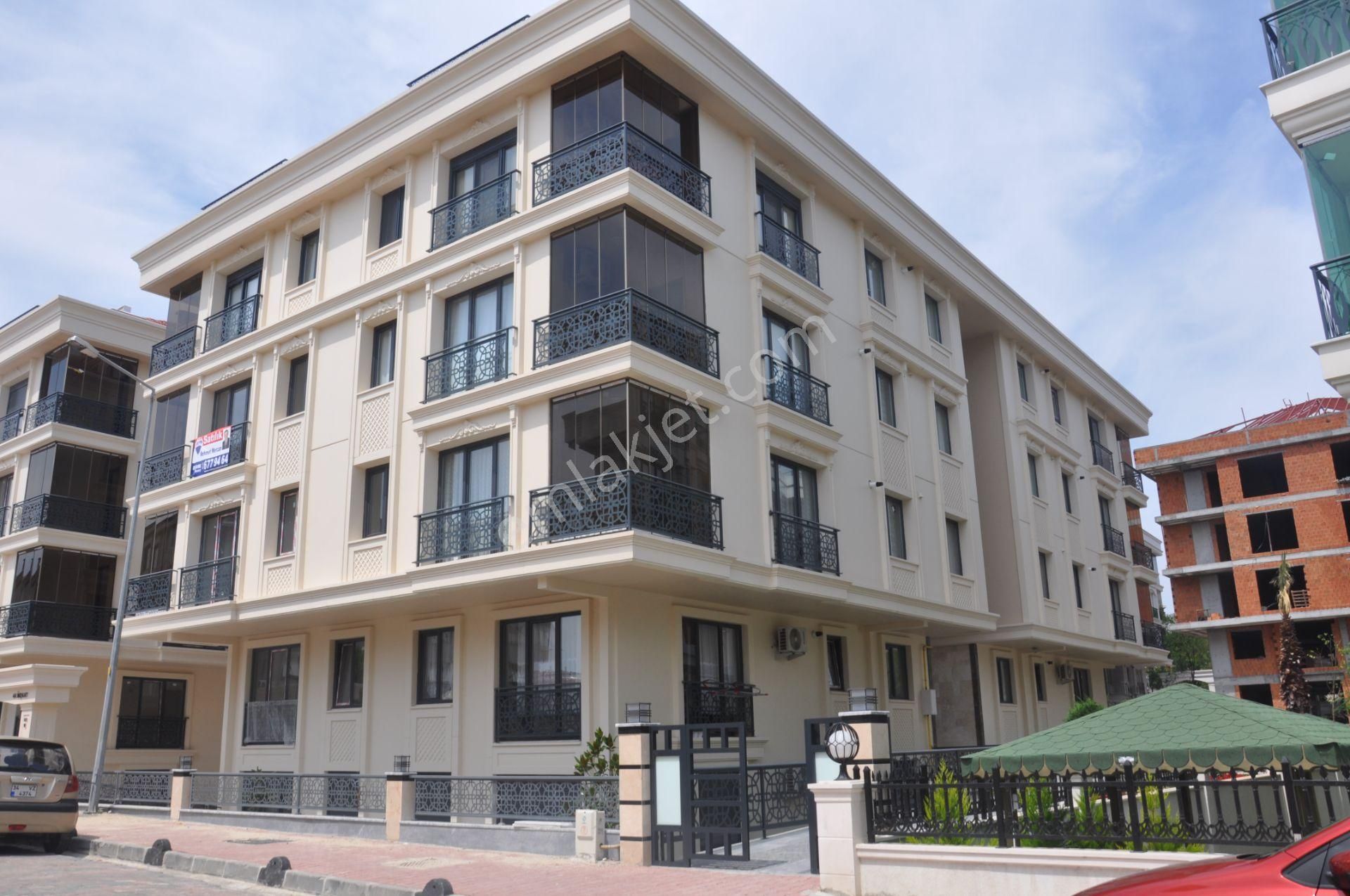 Bahçelievler Bahçeli Konakları 2+1 Bahçe Katı Kiralık - Görsel 2