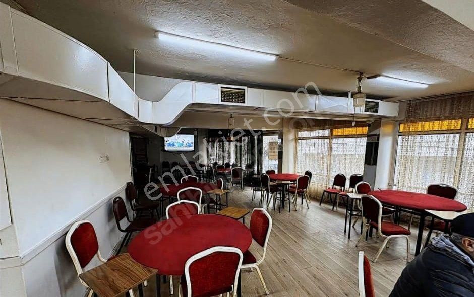 Ninehatunda Yüksek Geniş Dükkan Kiralık