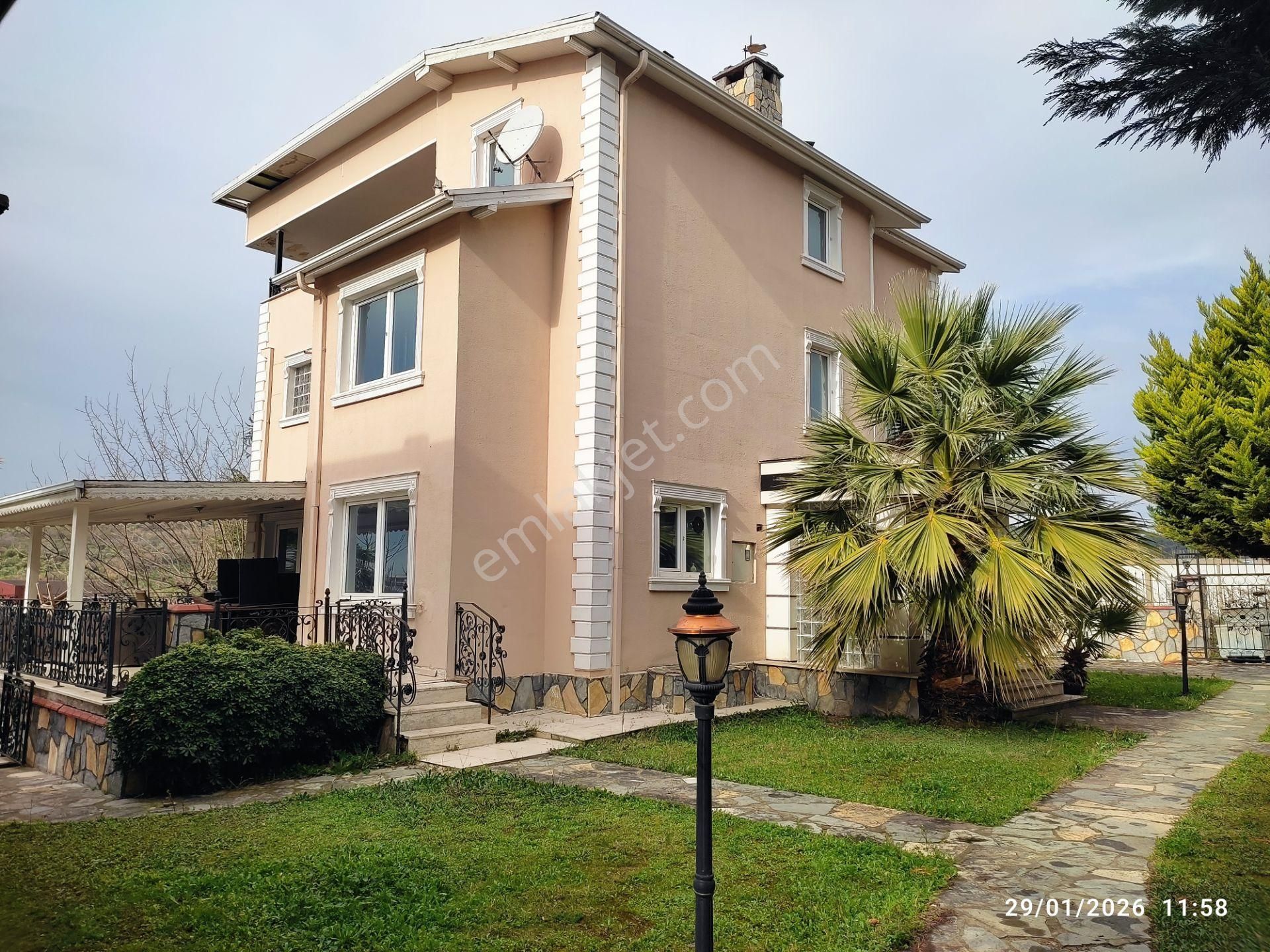 Turyap"deniz Çelik"ten Bahçeli Ortak Havuzlu Müstakil 7+2 Villa - Görsel 8