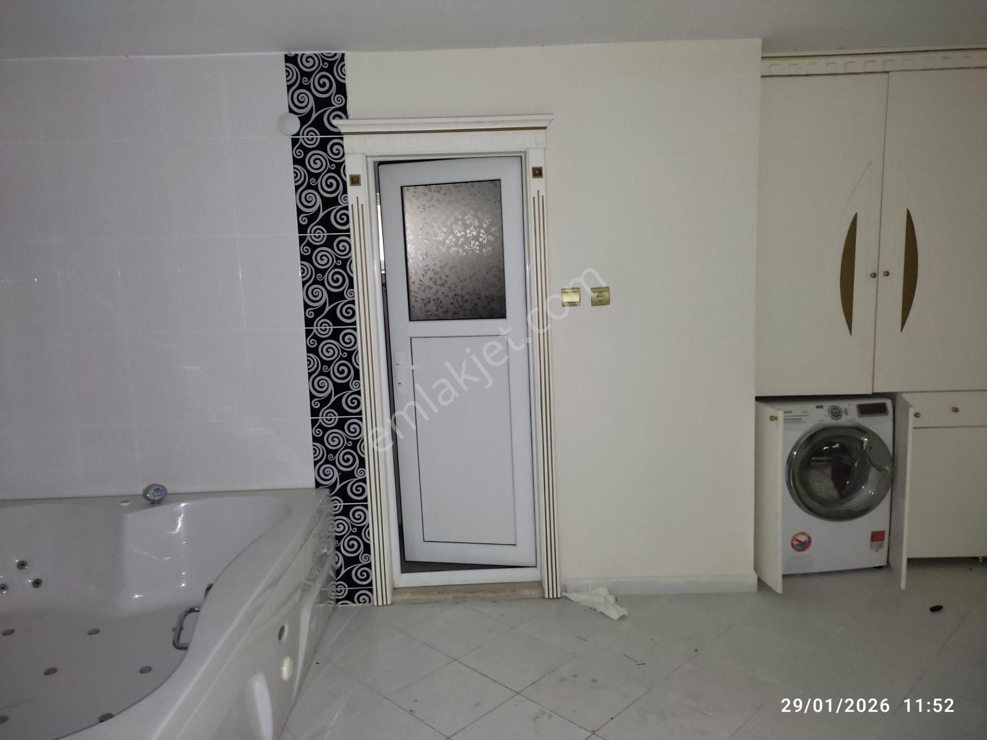 Turyap"deniz Çelik"ten Bahçeli Ortak Havuzlu Müstakil 7+2 Villa - Görsel 35