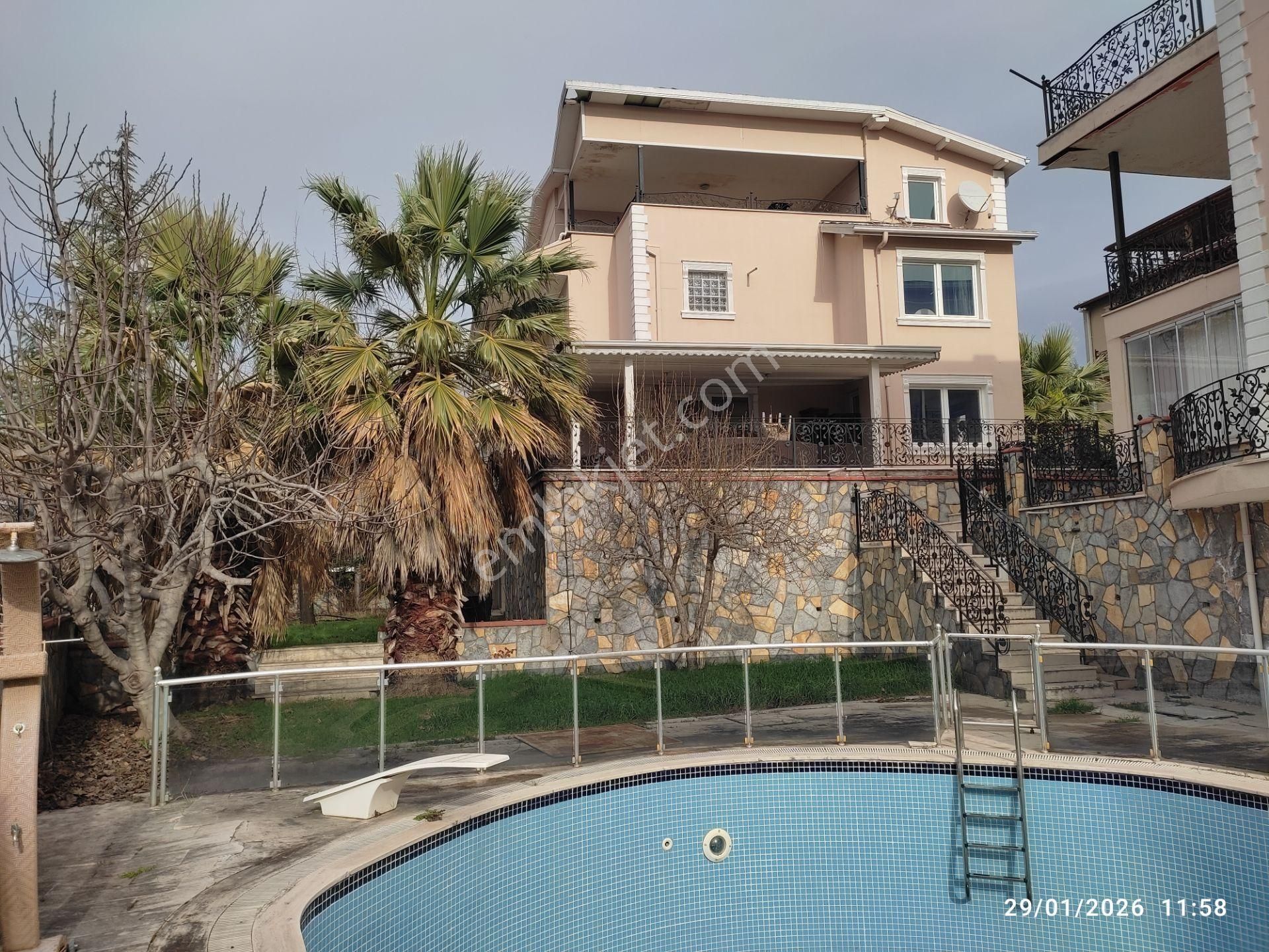 Turyap"deniz Çelik"ten Bahçeli Ortak Havuzlu Müstakil 7+2 Villa - Görsel 3