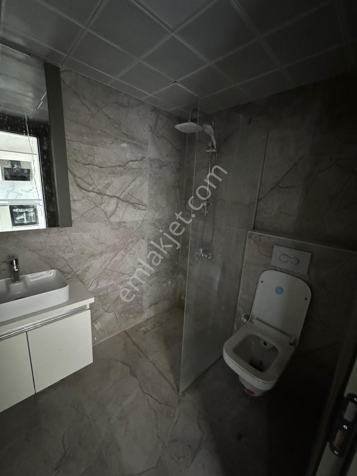 Polat Live Emlak'tan Meydan Göksu Sitesinde 1+1 Kiralık Daire - Görsel 12