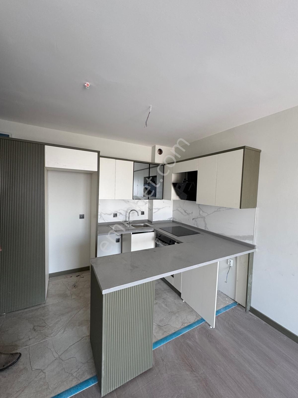 Polat Live Emlak'tan Meydan Göksu Sitesinde 1+1 Kiralık Daire - Görsel 16